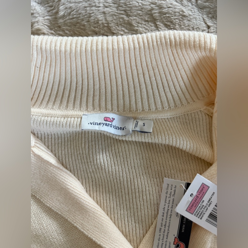 Vineyard Vines Cream V-Neck Women's Sweater - Picture 3 of 3